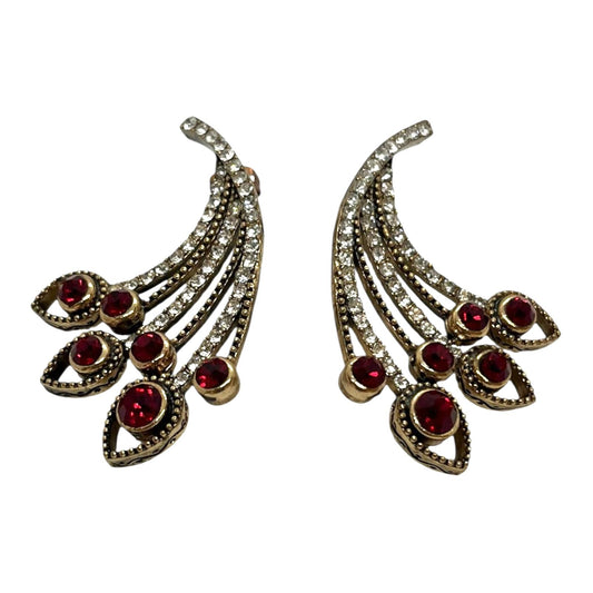 Elegant Küpe küpe - bronz üzeri altın kaplama ve parlak taş detayları